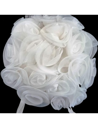 Coussin porte-alliances fleurs blanches